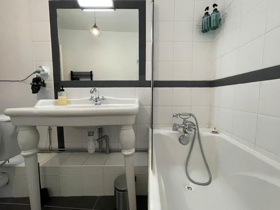L'Appartement Tomey Avec Parking Carcasona Exterior foto
